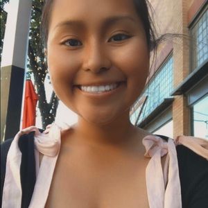 Meet your Posher, Jasmine